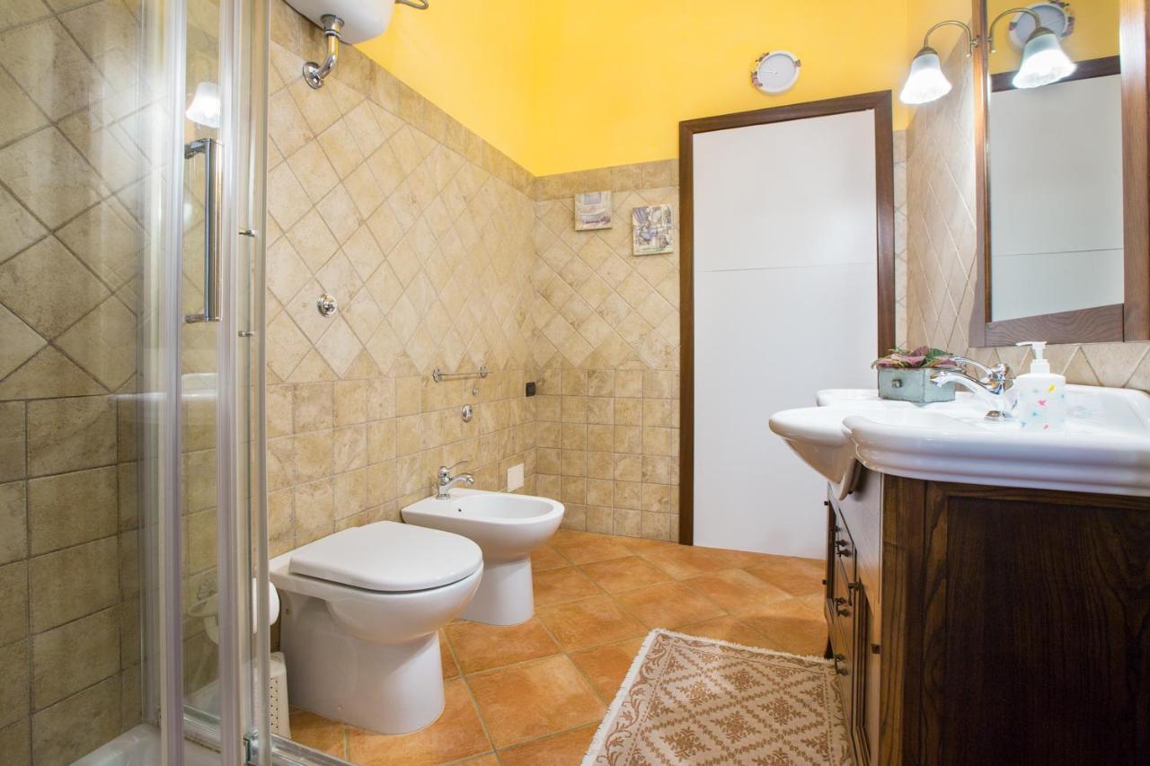 B&B La Vela Chia Buitenkant foto