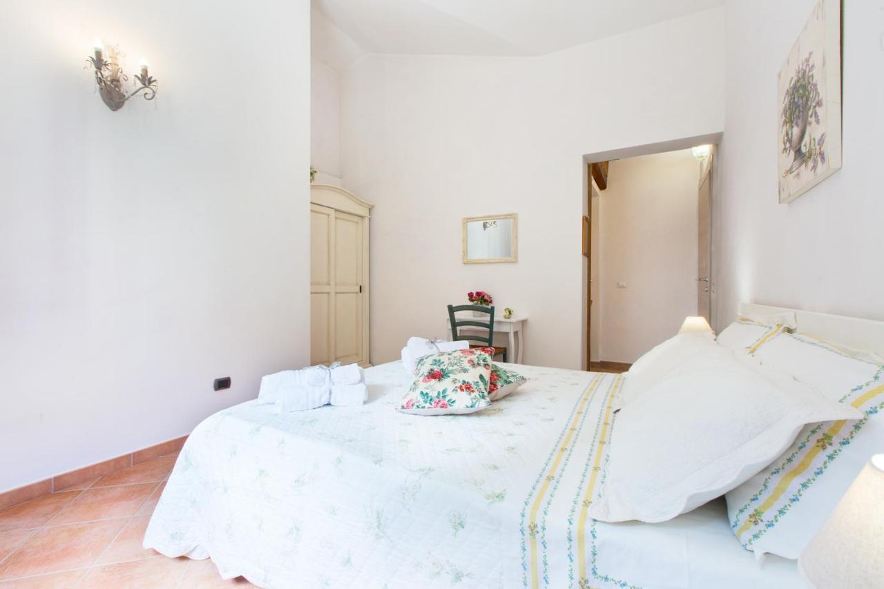 B&B La Vela Chia Buitenkant foto